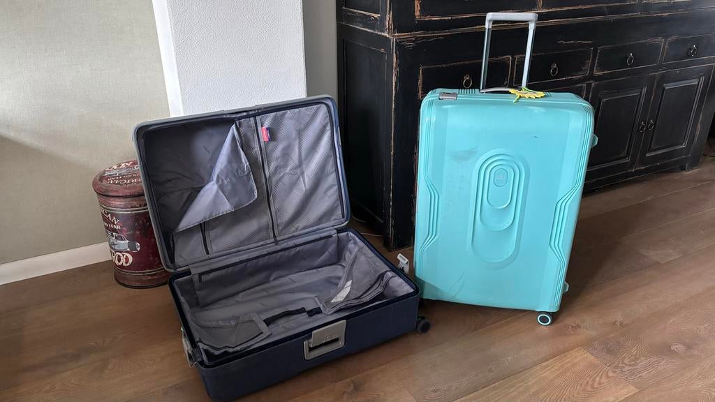 1 Grote Decent On Tour Koffer - Turquoise, Sieraden, Tassen en Uiterlijk, Koffers, Hard kunststof, 45 tot 55 cm, Slot, Ophalen of Verzenden
