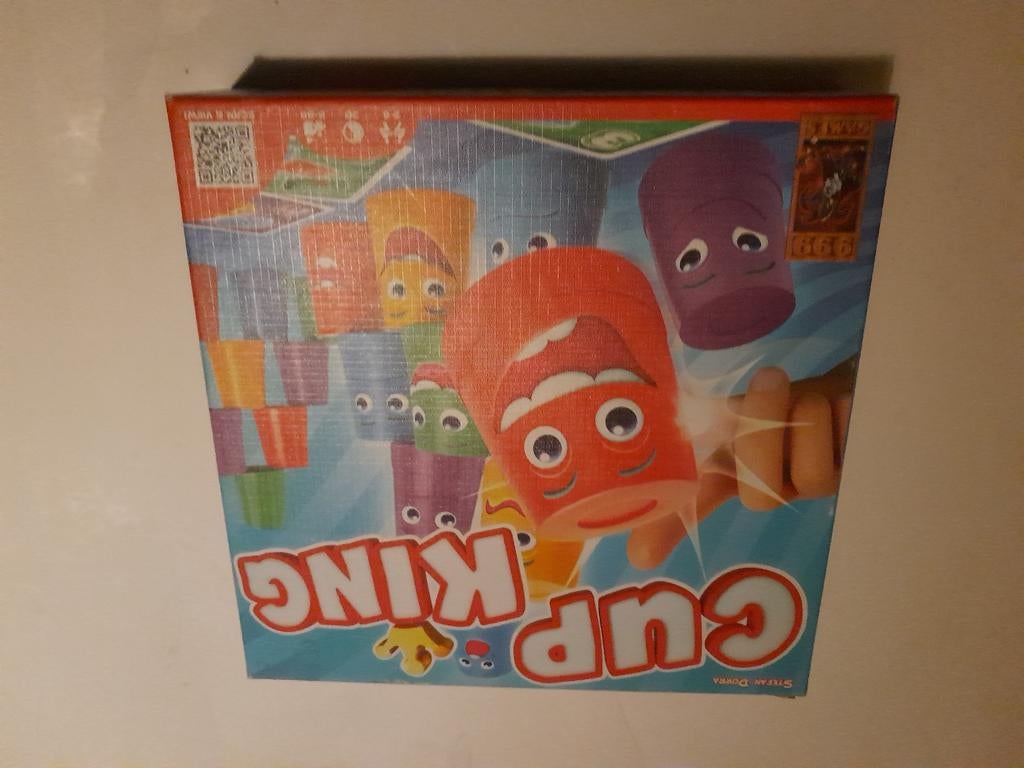 Cup king, Hobby en Vrije tijd, Gezelschapsspellen | Bordspellen, Ophalen of Verzenden, Zo goed als nieuw