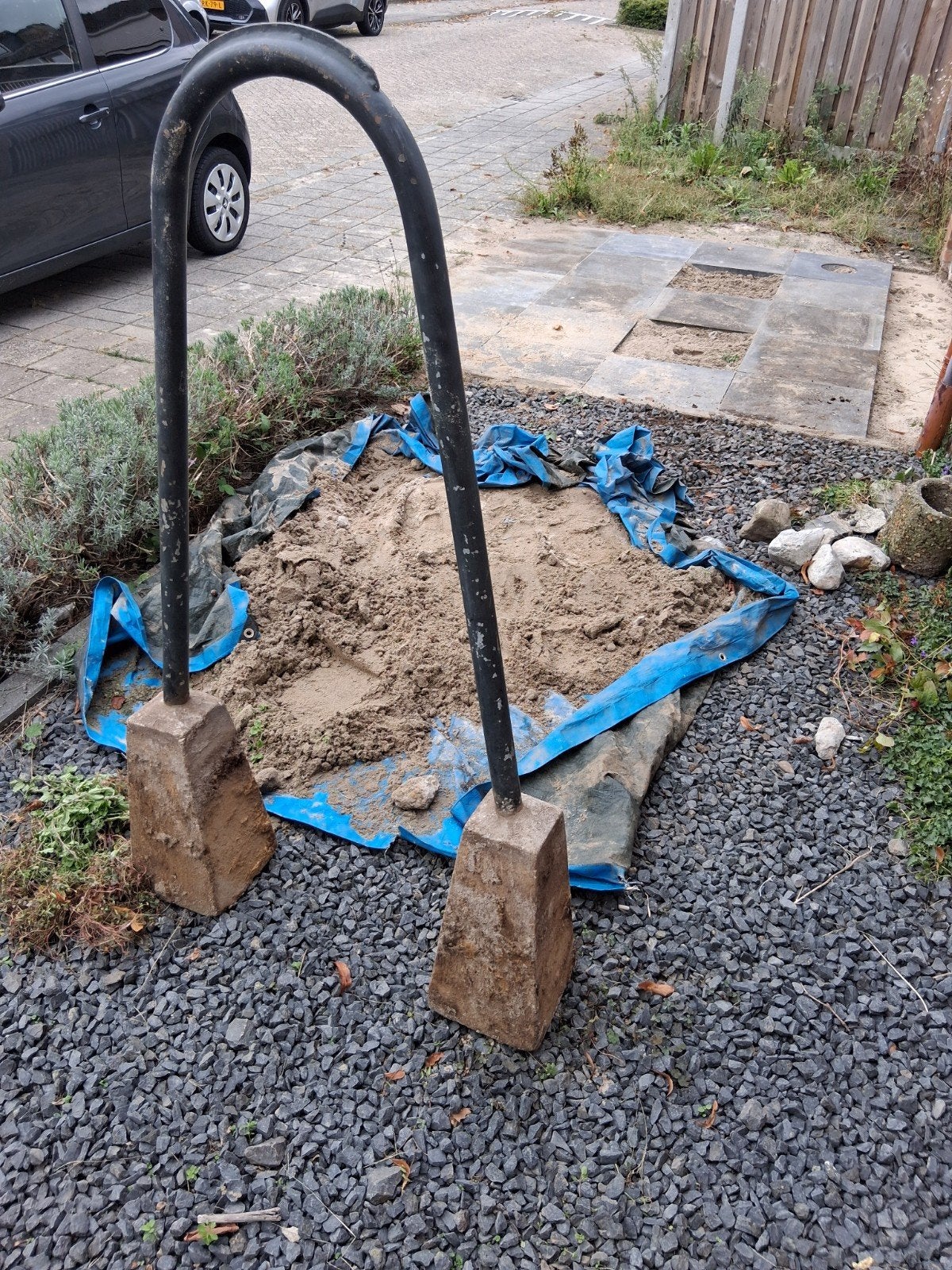 Fietsenrek met betonnen voet, Ophalen, Gebruikt