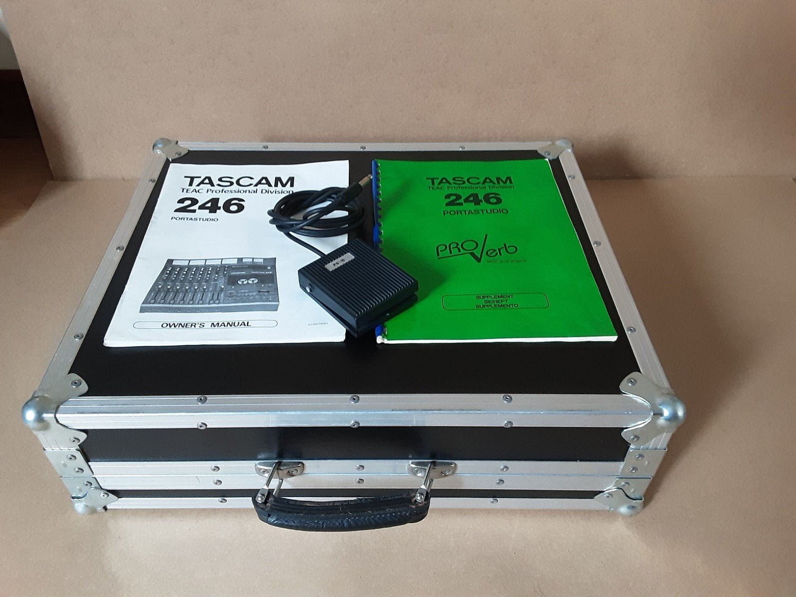 ≥ Vintage Tascam 246 Portastudio. — Mengpanelen — Marktplaats