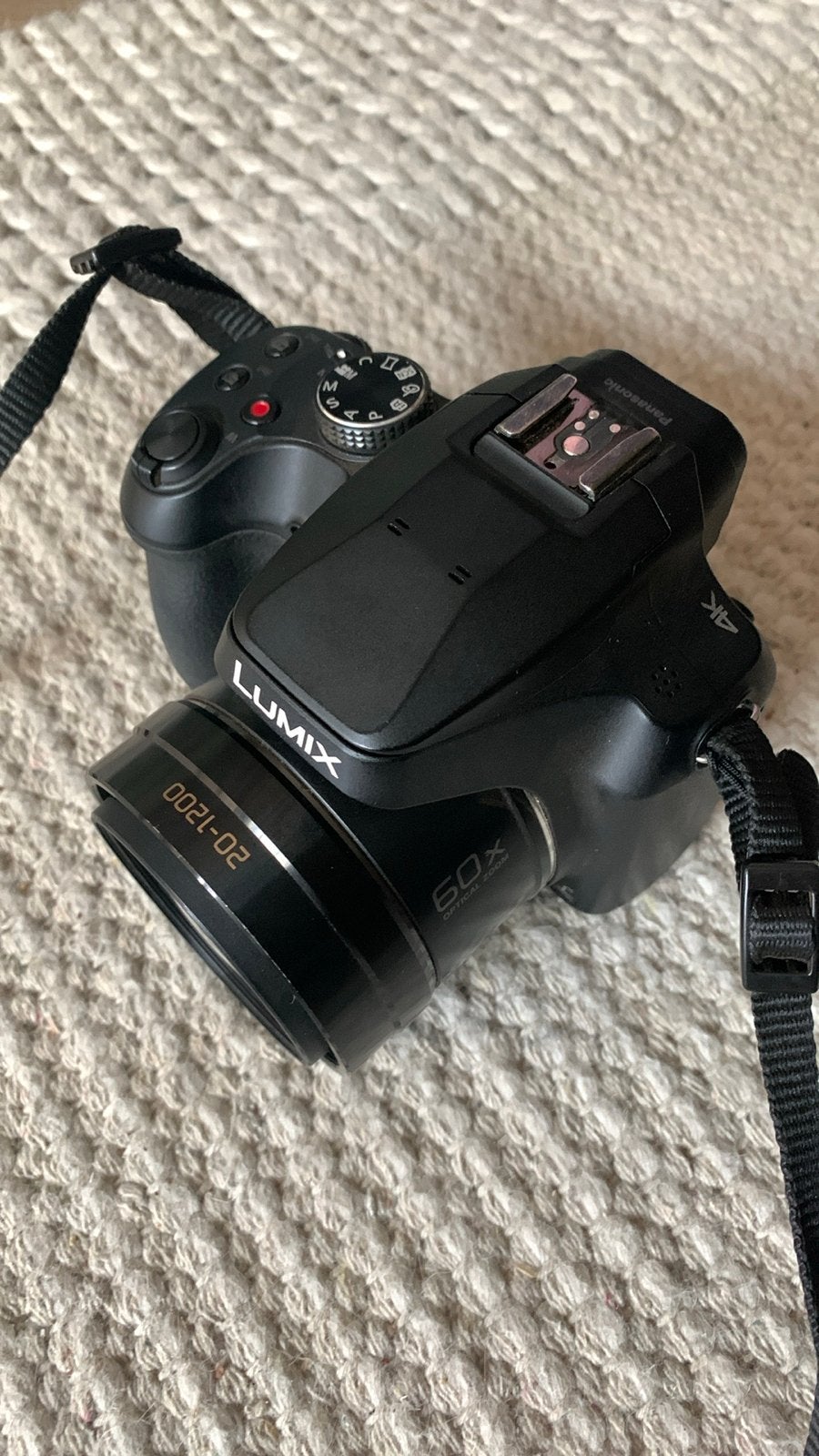 Panasonic Lumix DC-F282 Bridgecamera 60x optische zoom, Ingebouwde flitser, Panasonic, Ophalen of Verzenden, Zo goed als nieuw