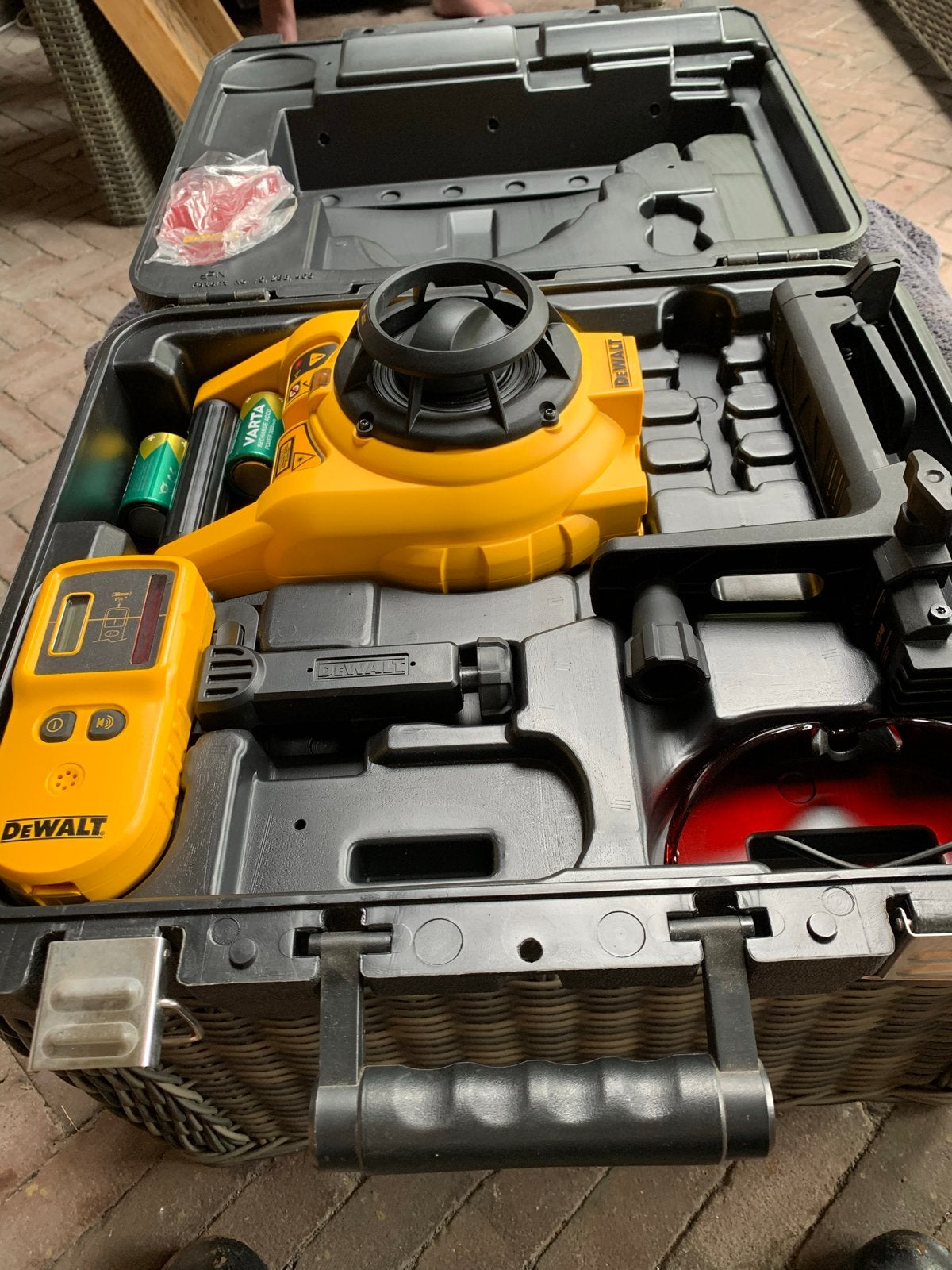 DeWalt DW074K Laser met meetstok en statief, Ophalen of Verzenden, Gebruikt, Overige meters