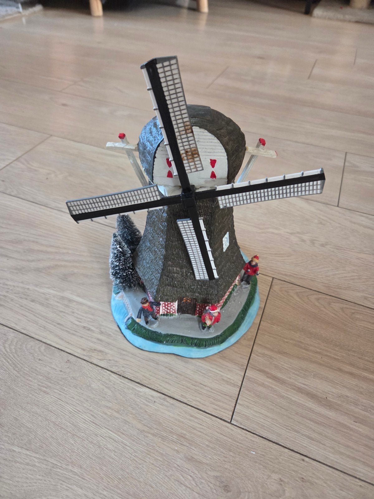 kerstdorp benodigdheden van intratuin, lemax,  action, etc., Ophalen of Verzenden, Zo goed als nieuw