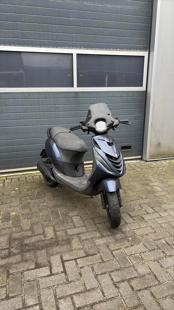 Piaggio zip 180cc 2t LC snor, Piaggio, Tweetakt, Gebruikt, Ophalen of Verzenden