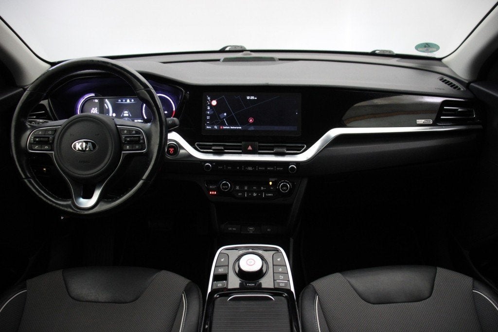 Kia E-NIRO  DynamicLine 64 kWh - Carplay, Camera, Half Leer,, Gebruikt, 1712 kg, Met garantie (alle), Blauw