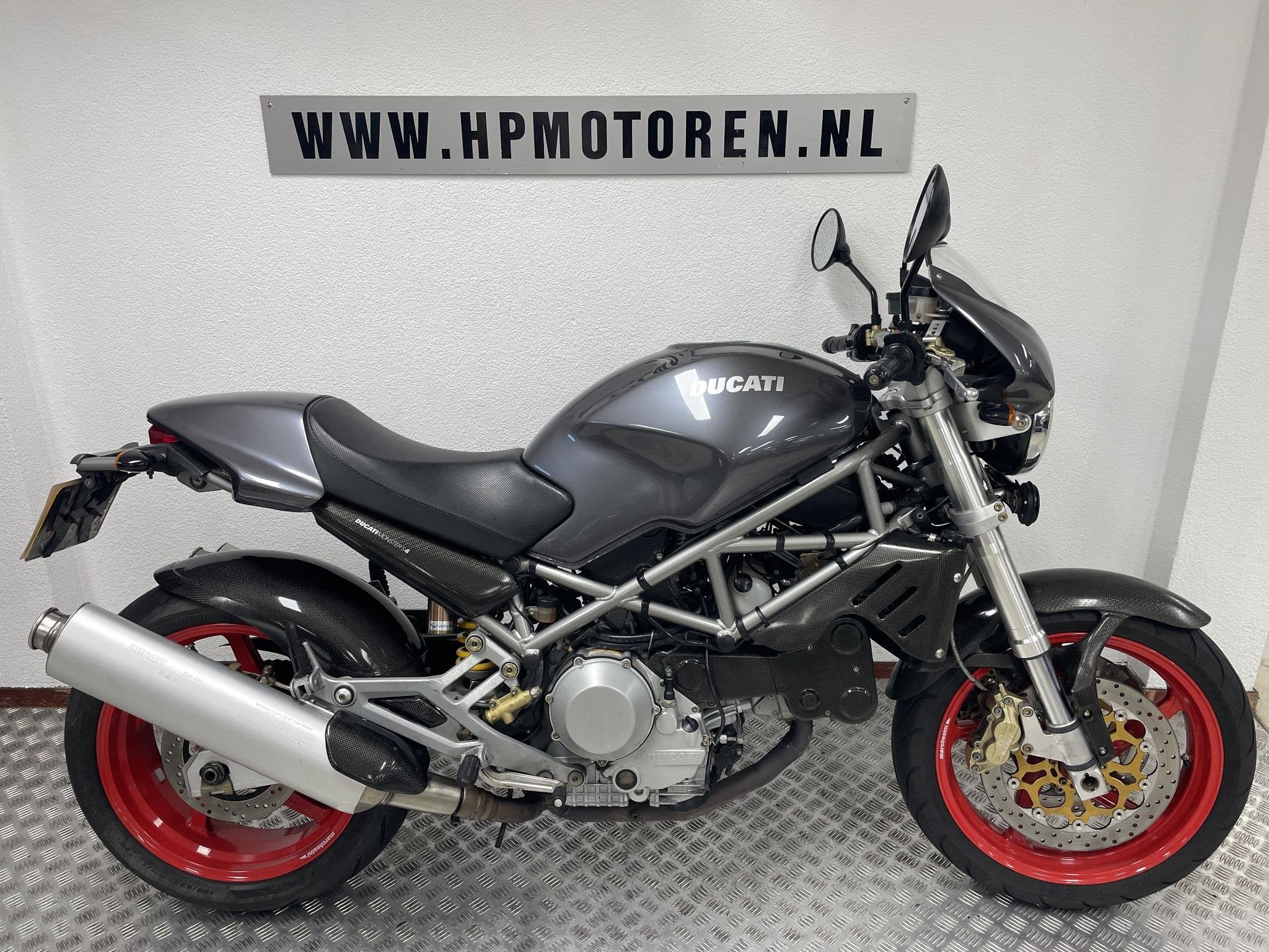Ducati MONSTER S4 916 SENNA LIMITED EDITION BOVAGGARANTIE, Info@ducati.com, Ducati North Europe B.V., Maanweg 174
2516 AB  Den Haag, NL