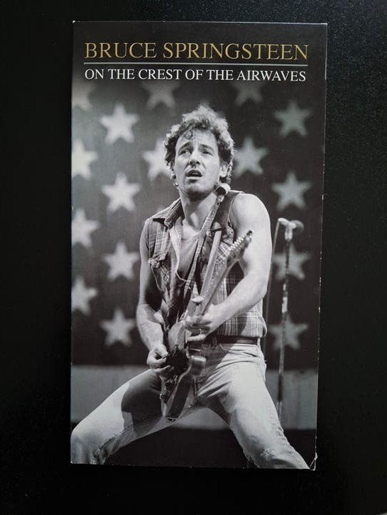 Bruce Springsteen - On The Crest Of The Airwaves - 4 CD Box, Ophalen of Verzenden, Zo goed als nieuw, Boxset, Inclusief boekje