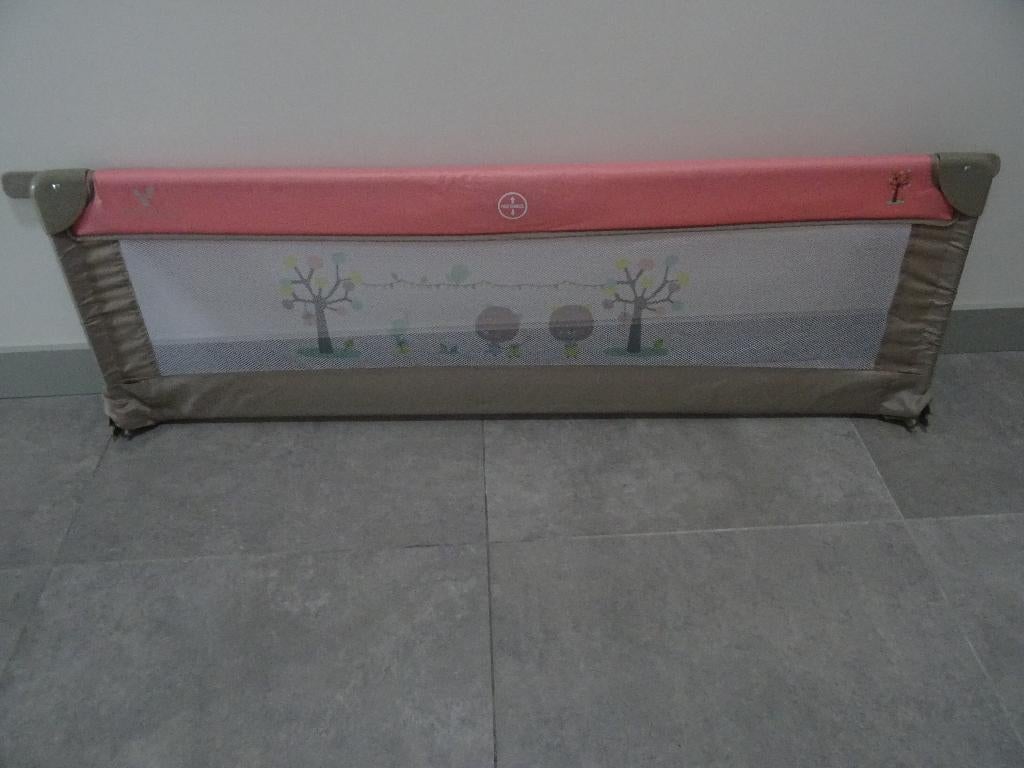 bedrek bed hek bedhek roze rek kinderbed rose cangaroo, Ophalen, Zo goed als nieuw, Minder dan 140 cm, Minder dan 70 cm