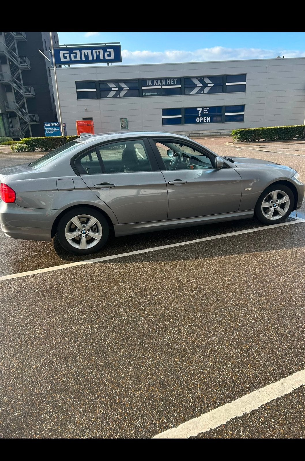BMW 3-Serie 2.0 I 318i  LCİ PDC/ NAVI /Clima /NAP NIEUW APK, Auto's, Origineel Nederlands, Handgeschakeld, Grijs, Particulier