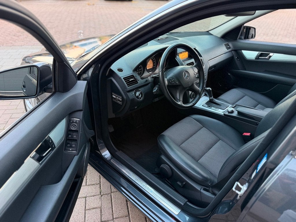 Mercedes-Benz C-klasse Estate 180 CGI BlueEFFICIENCY Busines, Auto's, Euro 5, Achterwielaandrijving, Zwart, 1455 kg