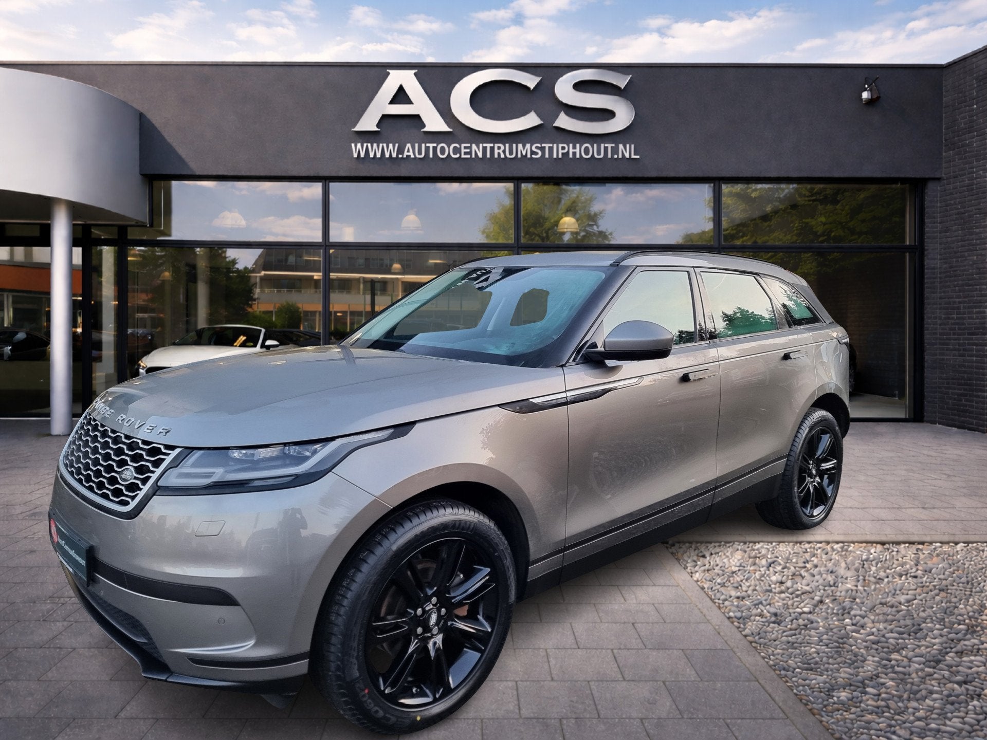 Land Rover Range Rover Velar 2.0 I4 Turbo AWD R-Dynamic | 10, Auto's, Dealer onderhouden, Gebruikt, 4 cilinders, 252 pk