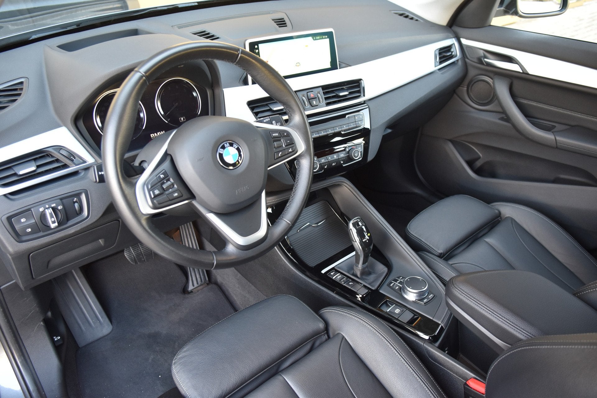 BMW X1 sDrive20i Orange Edition II * X-Line * Head-Up * Spor, Auto's, Met garantie (alle), Bedrijf, SUV of Terreinwagen, 84 €/maand