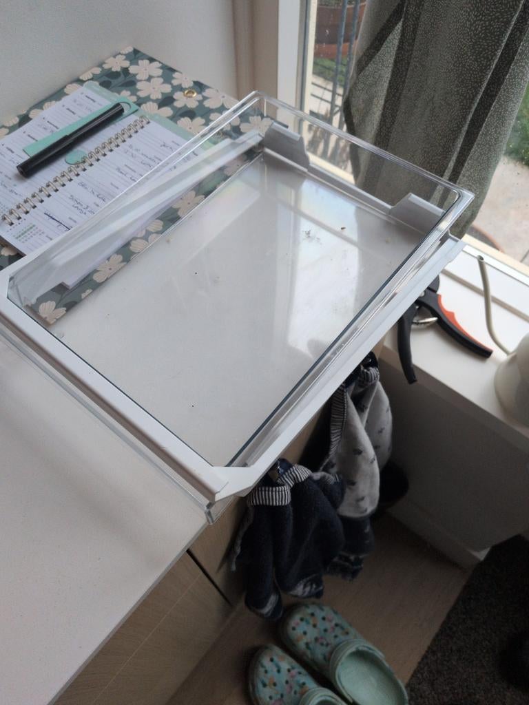 Bosch Siemens vleeswaren bakje klein met frame zgan, Witgoed en Apparatuur, Onderdelen en Toebehoren, Ophalen of Verzenden, Zo goed als nieuw