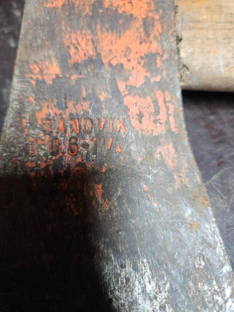 Vintage Sandvik Bijl - Robuust en Klaar voor Gebruik, Antiek en Kunst, Ophalen of Verzenden