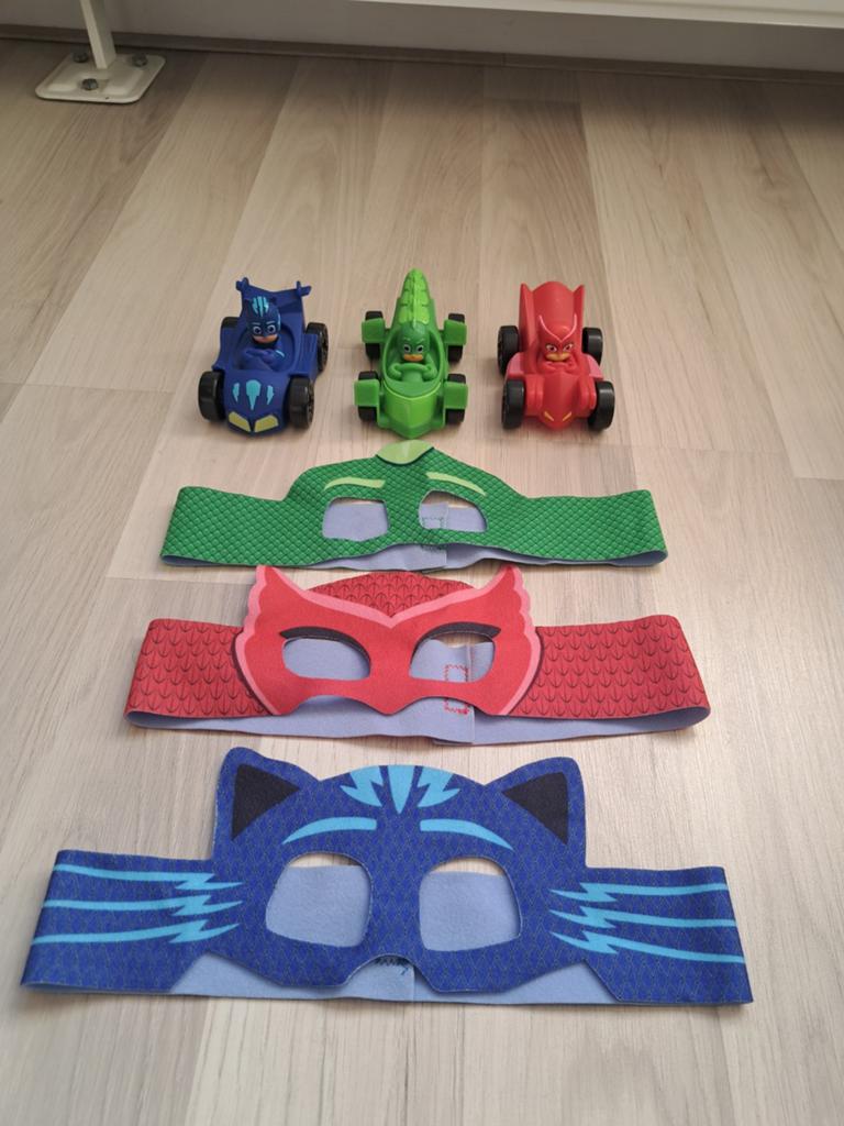 PJ Masks set: 3 auto's en 3 maskers, Kinderen en Baby's, Speelgoed | Actiefiguren, Ophalen, Gebruikt