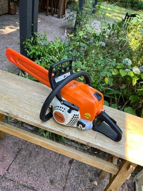 Stihl Motorzaag MS211C (40 cm blad), Tuin en Terras, Hand-tuingereedschap, Ophalen, Gebruikt, Overige soorten, Stihl