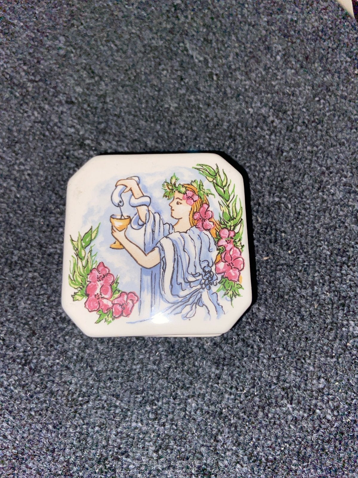 Regina Handwerk Holland Amersfoort Porseleinen Doosje, Ophalen of Verzenden