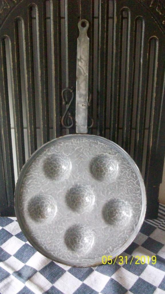 Grijsgewolkte emaille poffertjespan, Antiek en Kunst, Ophalen of Verzenden