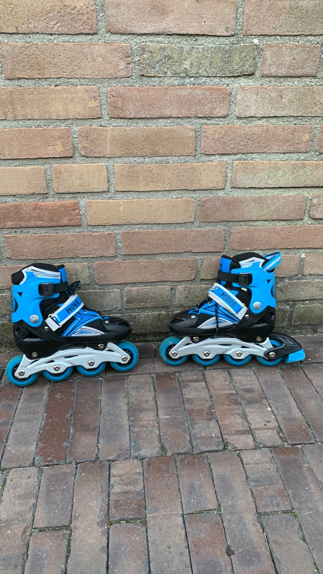 Move skeelers, Sport en Fitness, Skeelers, Kinderen, Inline skates 4 wielen, Ophalen, Overige merken