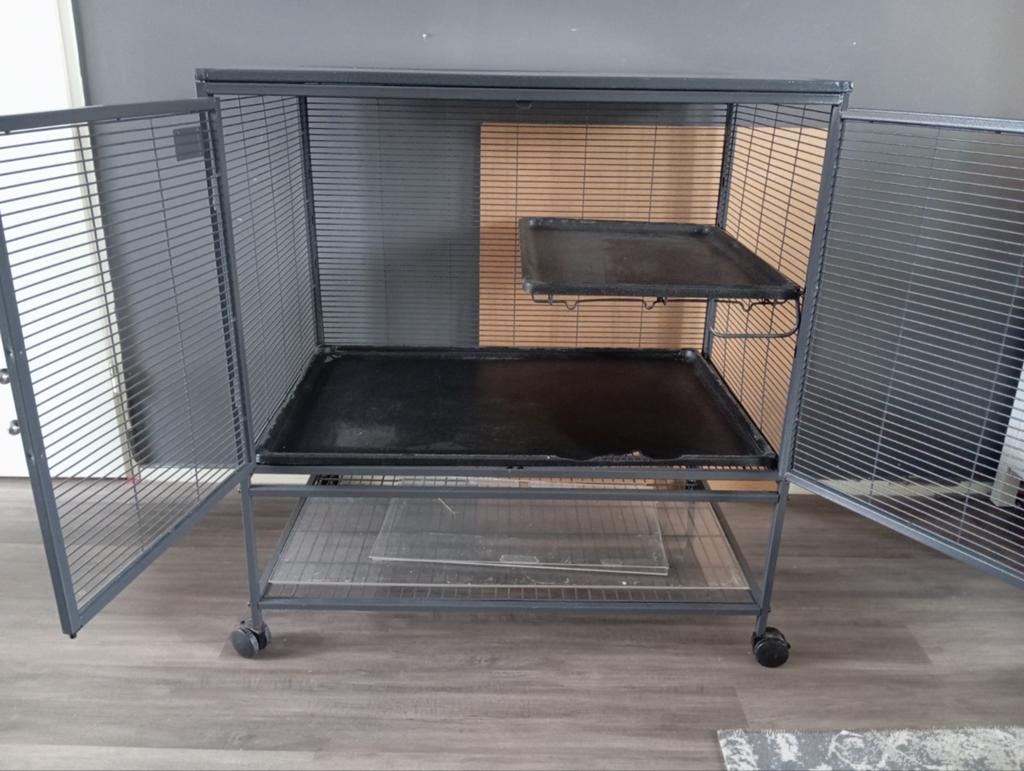 Midwest Critter Nation 161 met accessoires., Ophalen, Kooi, Gebruikt, 90 cm of meer