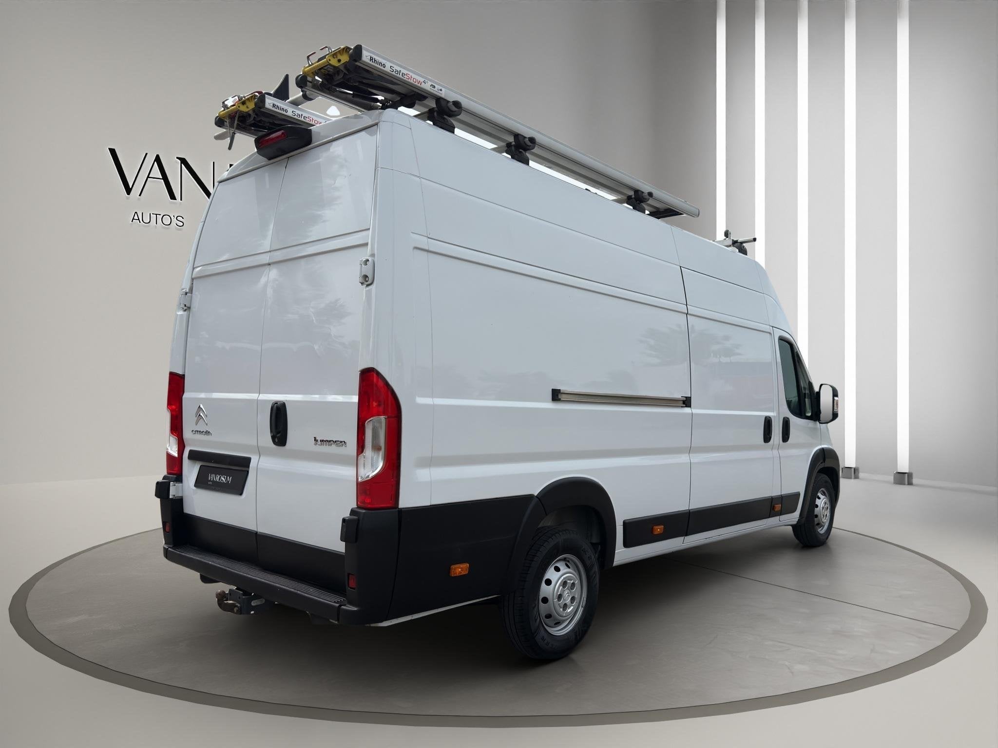 Citroen Jumper 35 2.2 BlueHDi 165 L4H3 Club Zwaar | Navi | 3, Voorwielaandrijving, Stof, Gebruikt, 4 cilinders