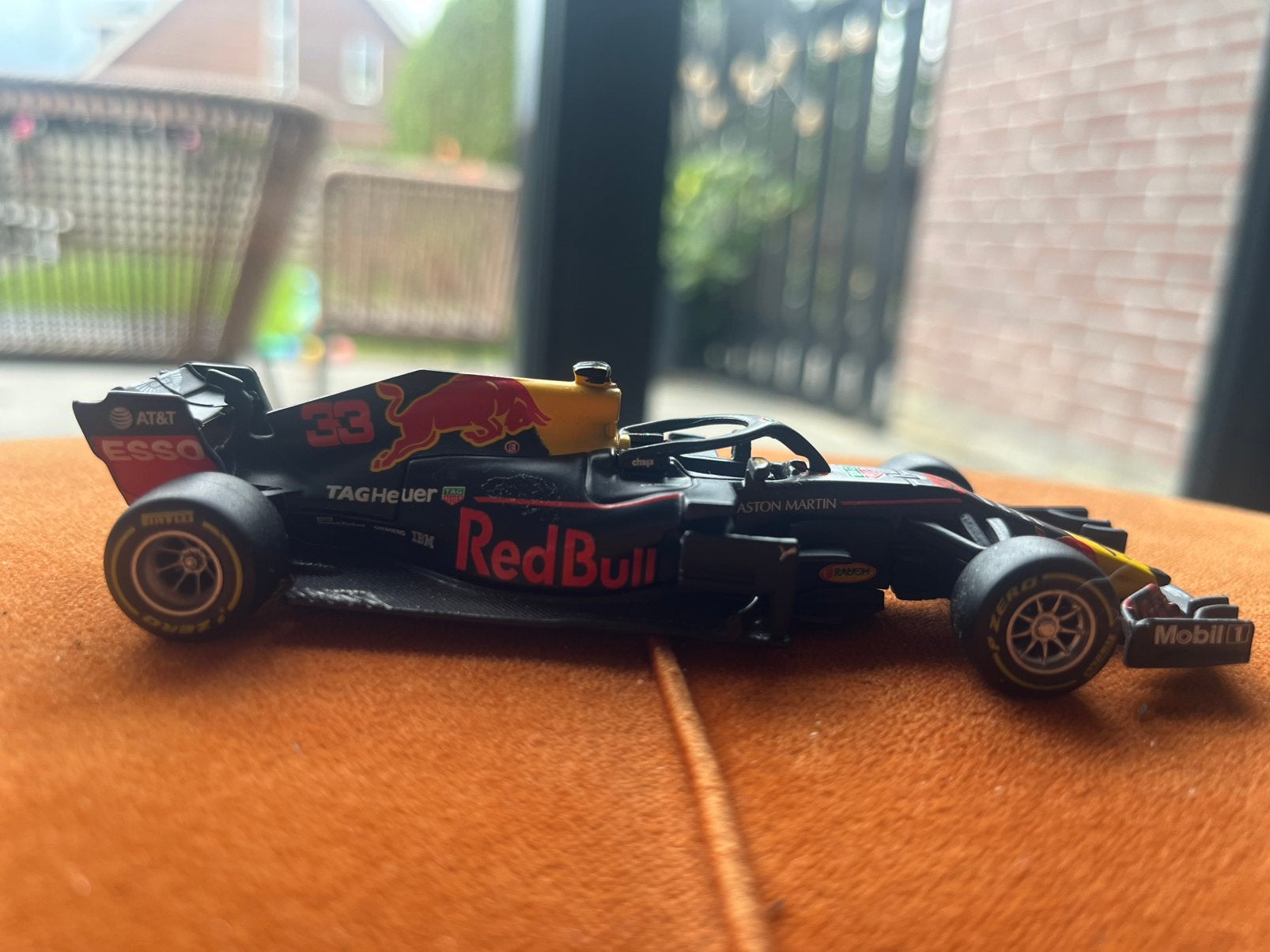 Max verstappen 2020 burago race auto, Auto, 1:32 tot 1:50, Zo goed als nieuw, Ophalen