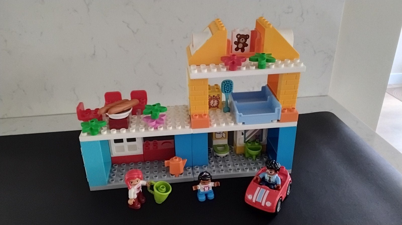 Duplo Familie Huis met figuren en auto komplete set 10835, Gebruikt, Overige thema's, Ophalen of Verzenden, Inclusief minifiguren