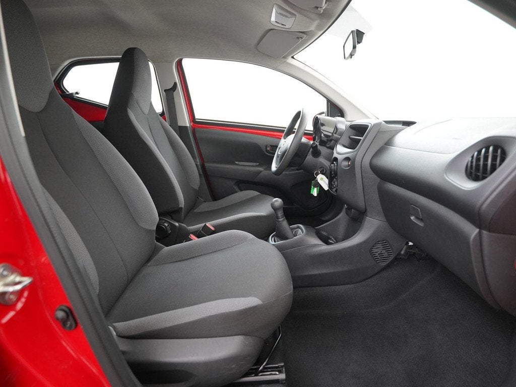 Toyota Aygo 1.0 VVT-i x | Airco | 12 mnd Garantie | Zondag O, Auto's, Toyota, Voorwielaandrijving, 12 maanden, Stof, Gebruikt