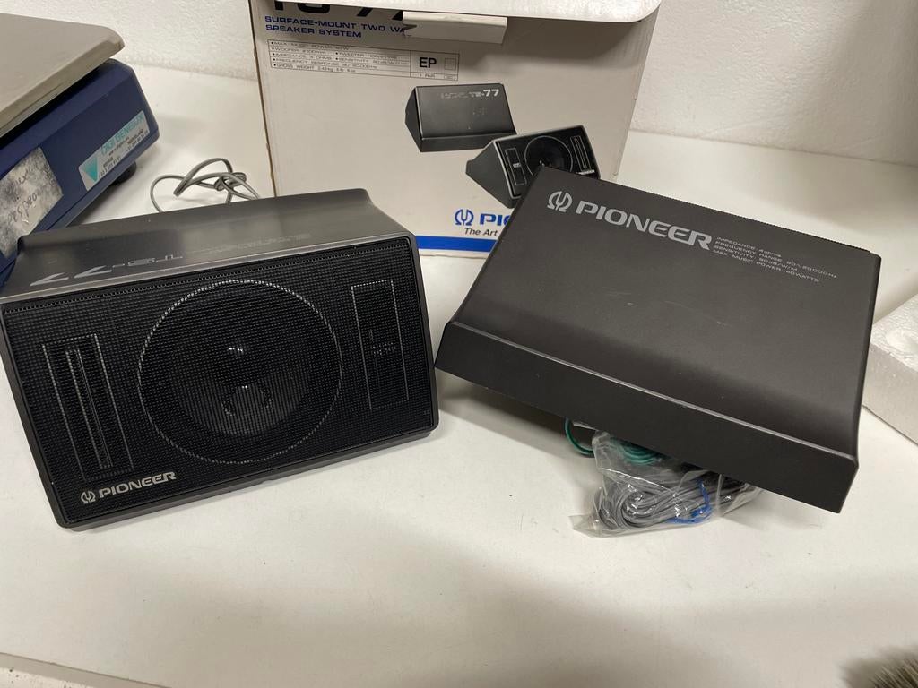 Pioneer TS-77 Surface-Mount Two Way Speaker System, Overige merken, Ophalen of Verzenden, Zo goed als nieuw, Minder dan 60 watt