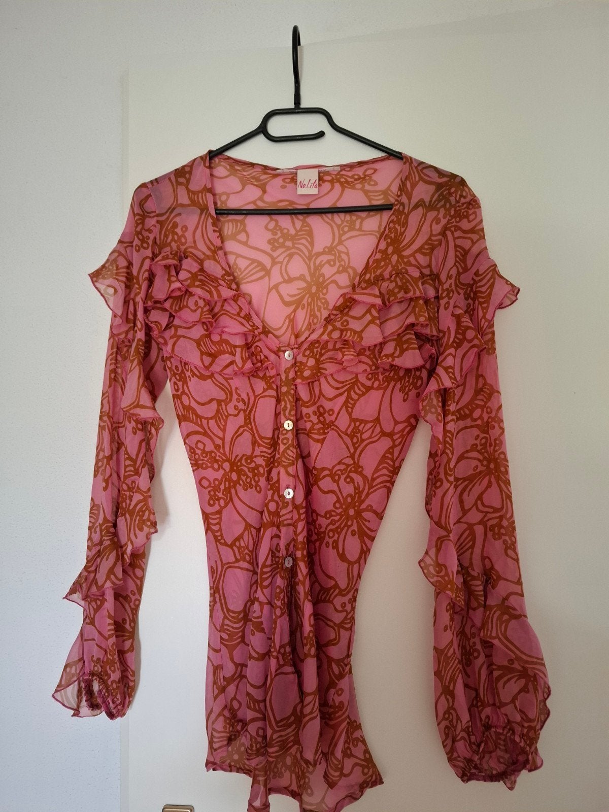 No-Lita Roze Blouse met Lange Mouwen en Bloemenprint, Kleding | Dames, Tops, Maat 38/40 (M), Ophalen of Verzenden, Zo goed als nieuw