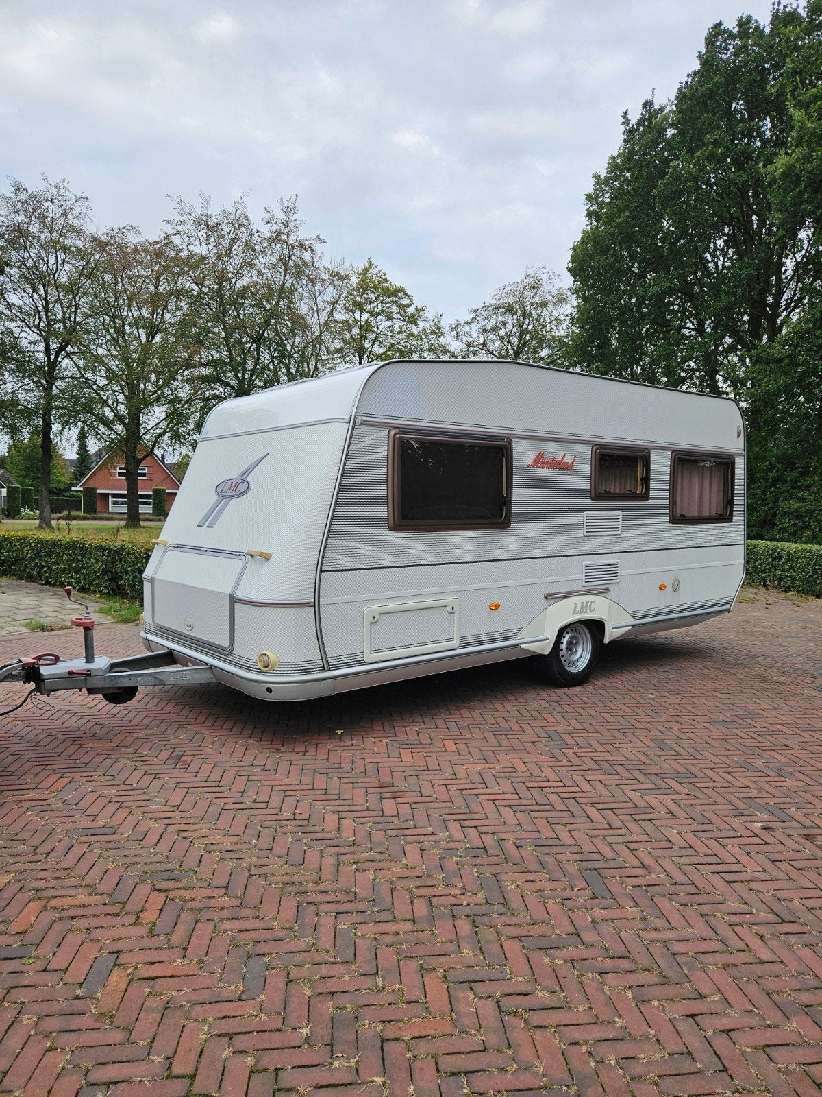 Lmc 490 k1 Bj'2006 Fransbed /  Voortent, Rondzit, Frans bed, Bedrijf, Schokbreker