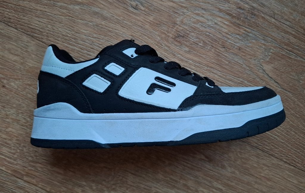Fila sneakers mt 39 (nieuw), FILA, Zwart, Ophalen of Verzenden, Sneakers of Gympen