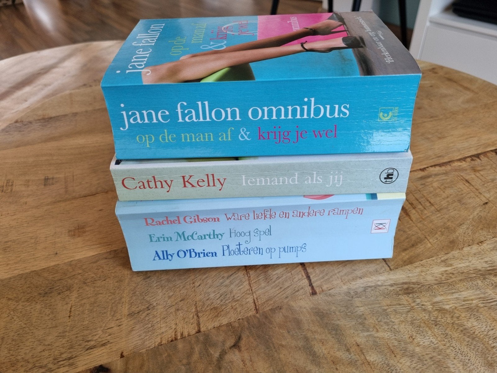 Boekenpakket: Cathy Kelly, Jane Fallon, Chicklit Omnibus, Ophalen of Verzenden, Gelezen, Cathy Kelly