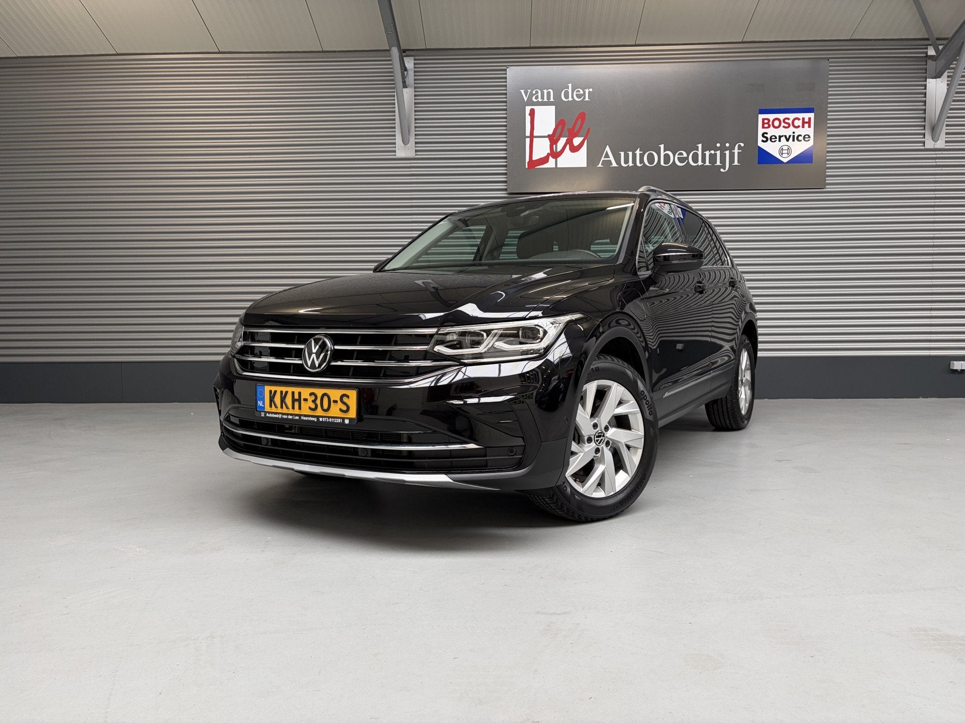 Volkswagen Tiguan 1.4 TSI PHEV ELEGANCE/ EL TREKH/IQ LIGHT/I, 1716 kg, 4 cilinders, Alcantara, Zwart