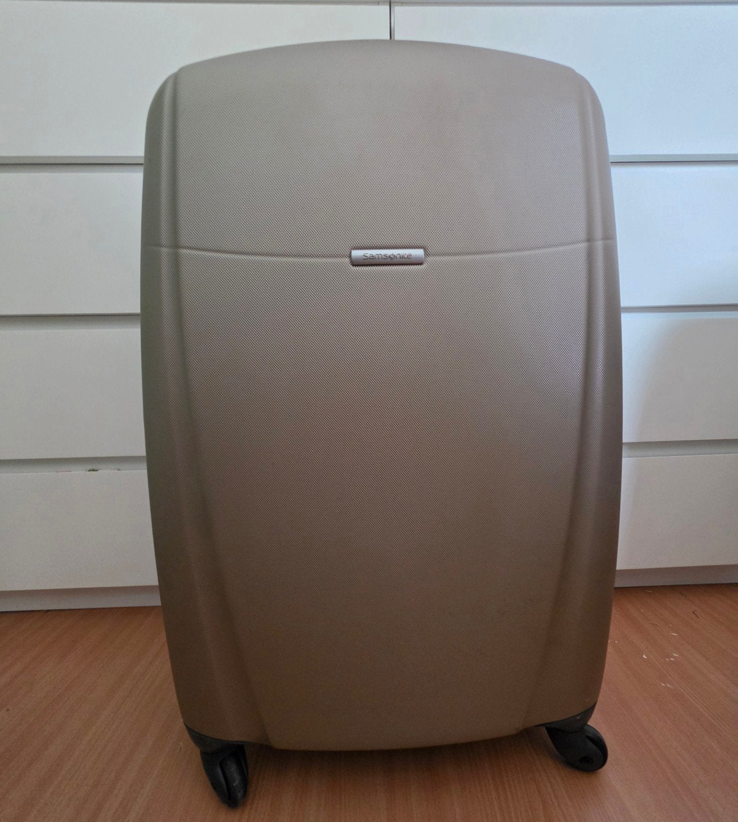 Samsonite Bright Lite 2.0 Spinner Koffer (2 stuks), Sieraden, Tassen en Uiterlijk, Koffers, Zo goed als nieuw, 60 tot 70 cm, Slot