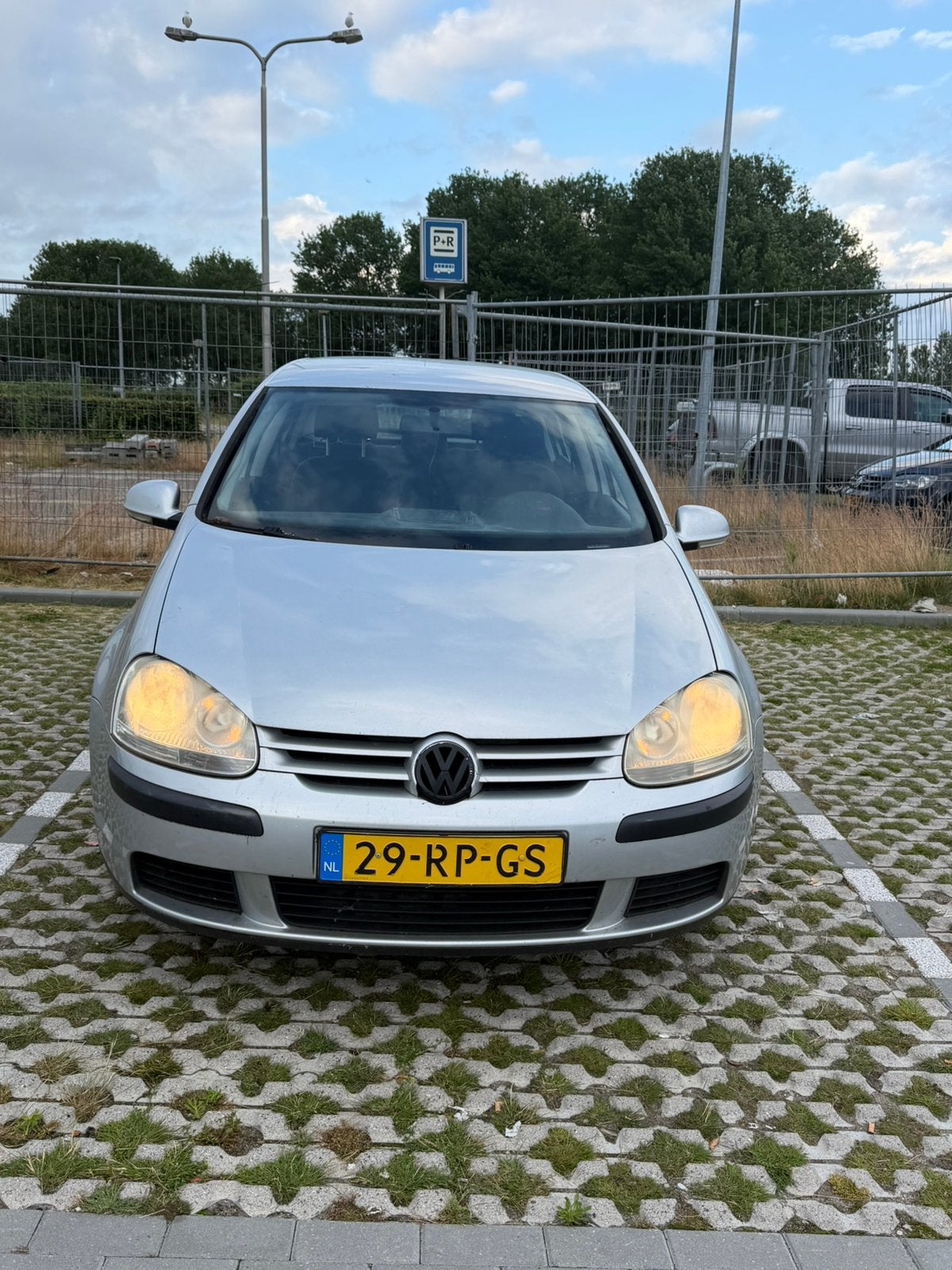 Volkswagen Golf 1.6 16V FSI 85KW 5D Automaat 2005 Grijs, 4 cilinders, Origineel Nederlands, 115 pk, Golf
