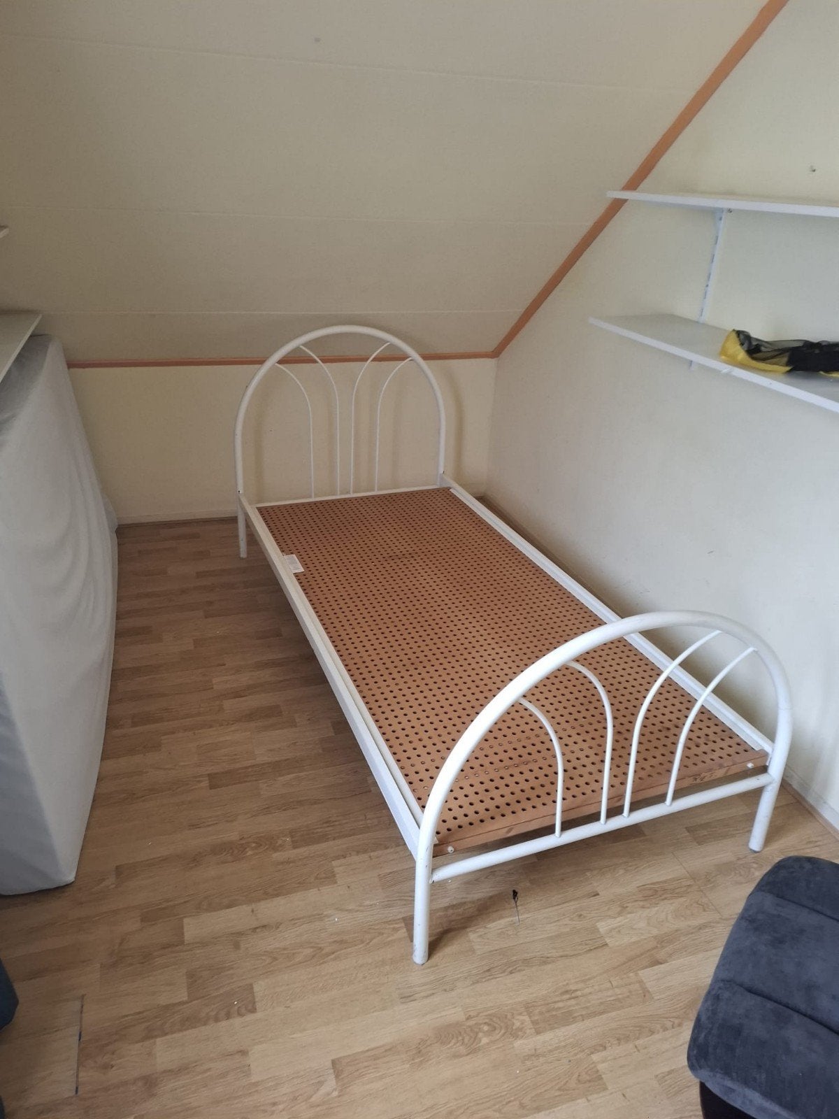 bed in goede staat, Ophalen, Gebruikt, Eenpersoons, Wit