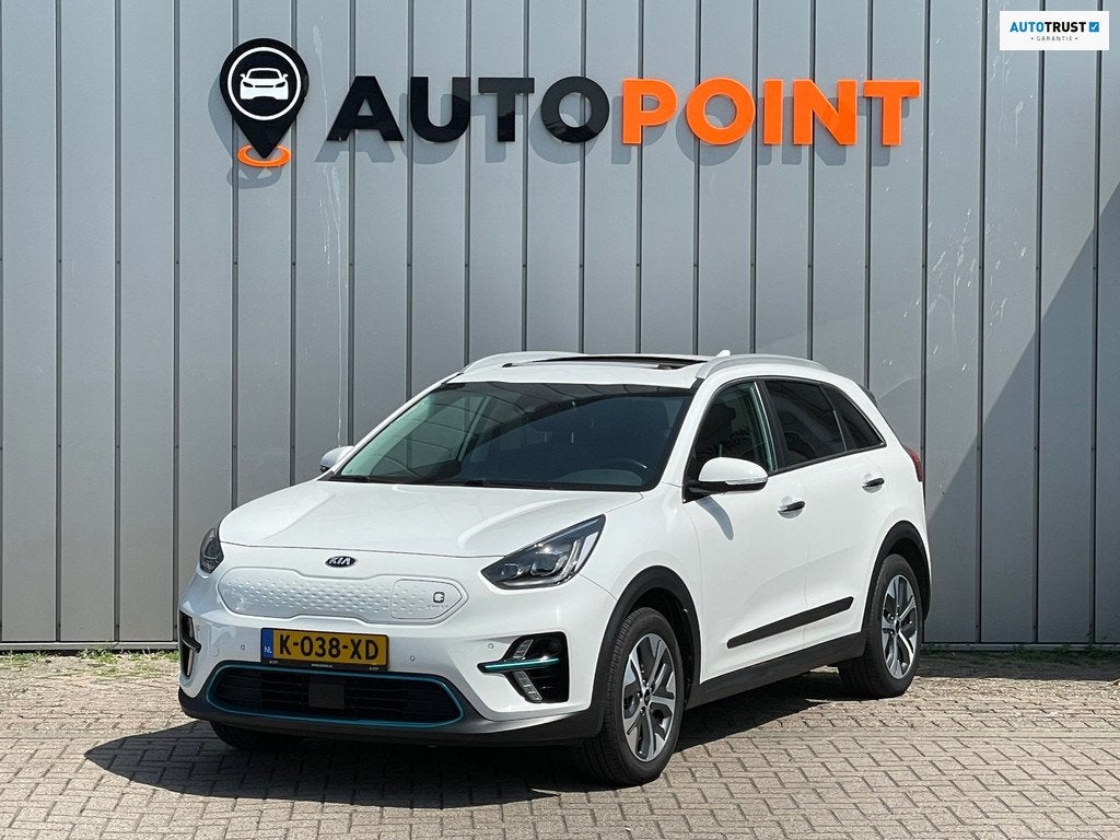 Kia E-Niro KIA Niro e-Niro EV DynamicLine 3-fase SOH 100% in, Gebruikt, Zwart, 1712 kg, Wit