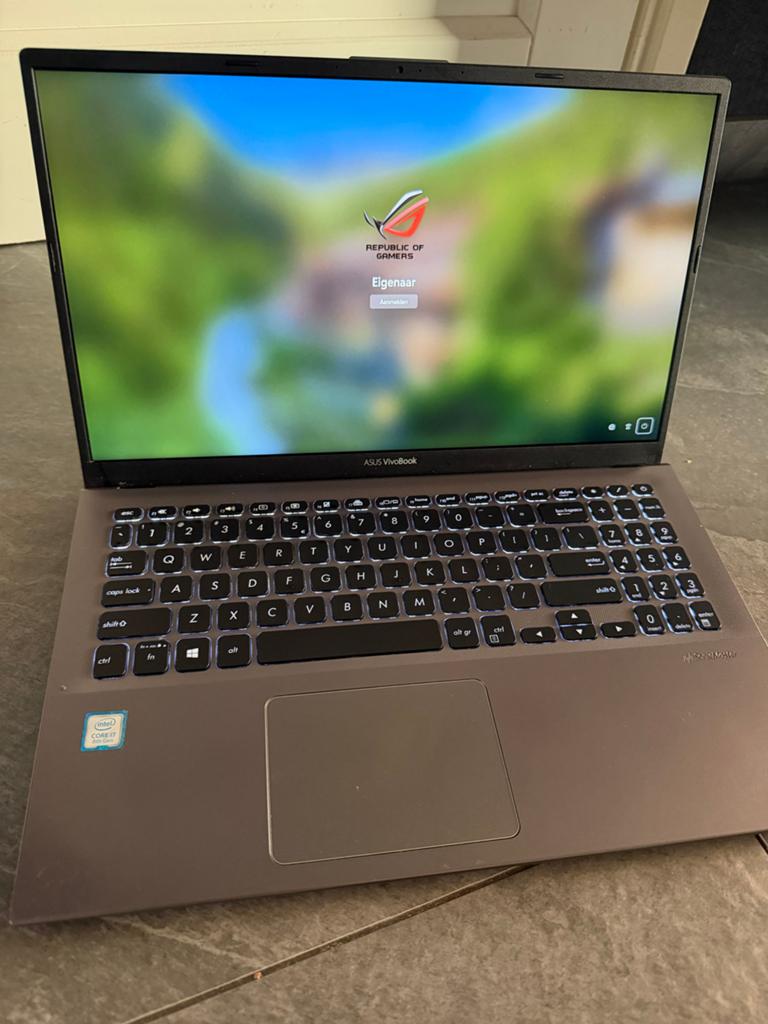 ASUS Vivobook met Intel Core i7-8565U en 8GB RAM, Computers en Software, Windows Laptops, Gebruikt, 8 GB, Minder dan 2 Ghz, Ophalen of Verzenden