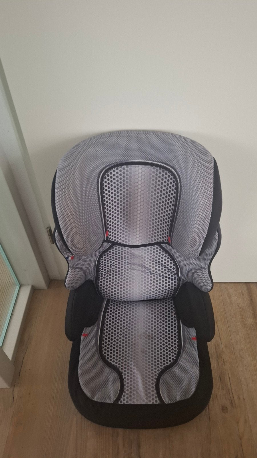Hema autostoel - weinig gebruikt, Kinderen en Baby's, Autostoeltjes, Autogordel, Verstelbare rugleuning, Zo goed als nieuw, 9 t/m 36 kg