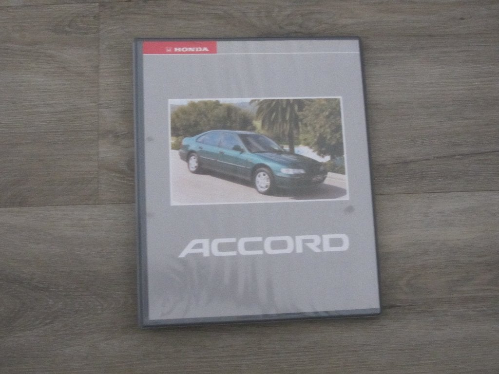 Honda Accord 96 Techniek en gegevens Map, Boeken, Honda, Ophalen of Verzenden, Zo goed als nieuw, Honda