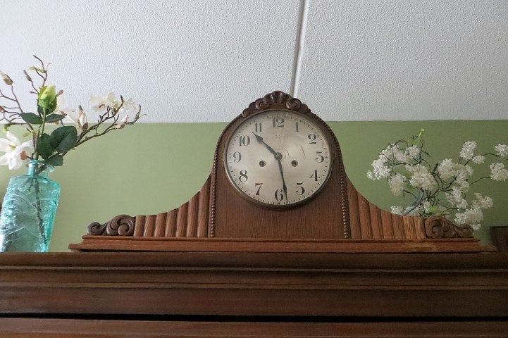 Antieke grote pendule, Ophalen