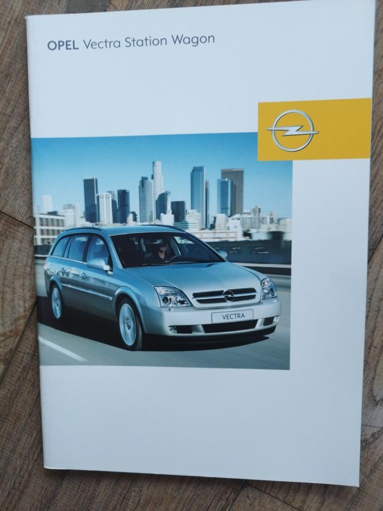 Opel Vectra Station Wagon Brochure 2004 (NL), Opel, Zo goed als nieuw, Opel, Ophalen of Verzenden