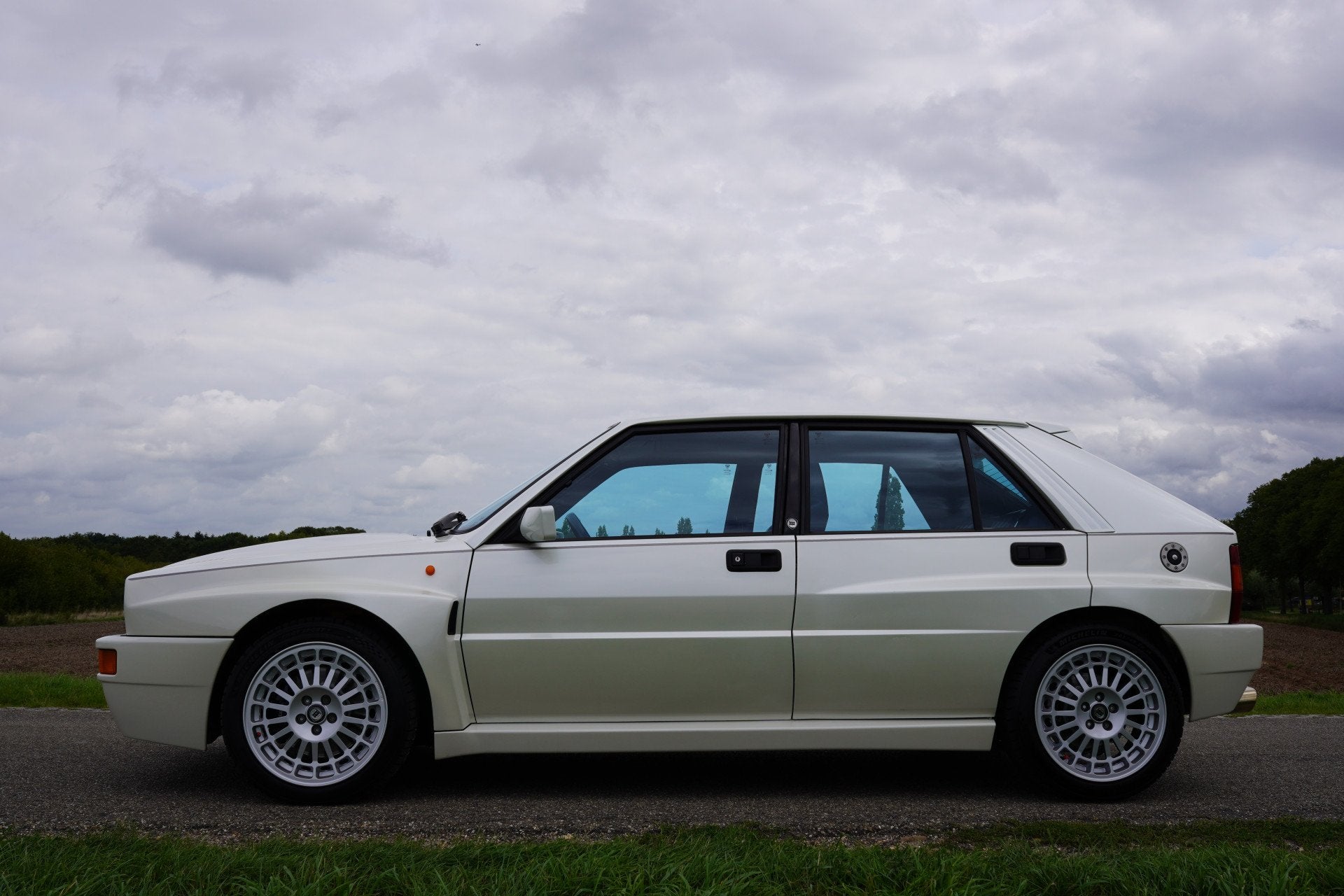 Lancia Delta 2.0-16V HF Integrale Evoluzione II Bianco Perla, Auto's, 1995 cc, Wit, Handgeschakeld, Vierwielaandrijving