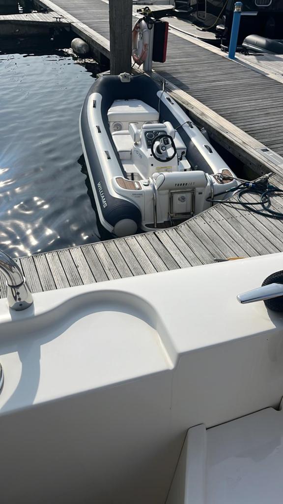 Williams Turbojet 385 - Bijboot met stallingstrailer, Watersport en Boten, Gebruikt, 4 m, Binnenboordmotor, Benzine