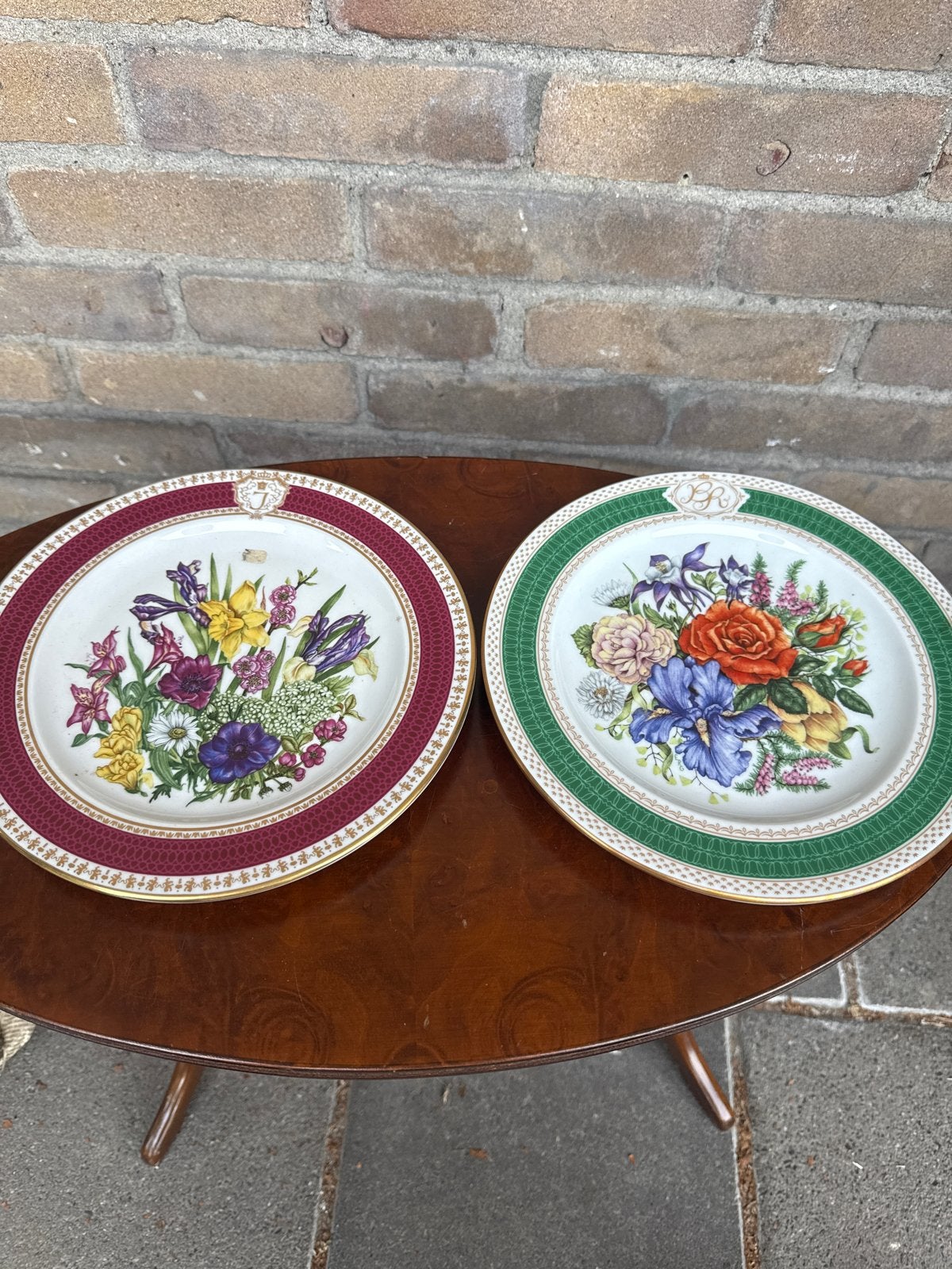 2 Herdenkingsborden Prinses Juliana & Koningin Beatrix, Ophalen