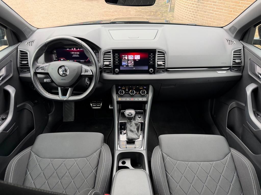 Skoda Karoq 1.5 TSI ACT Style|Navi|Pano|Virtual C.|, Auto's, Skoda, Stof, 4 cilinders, 150 pk, Zwart