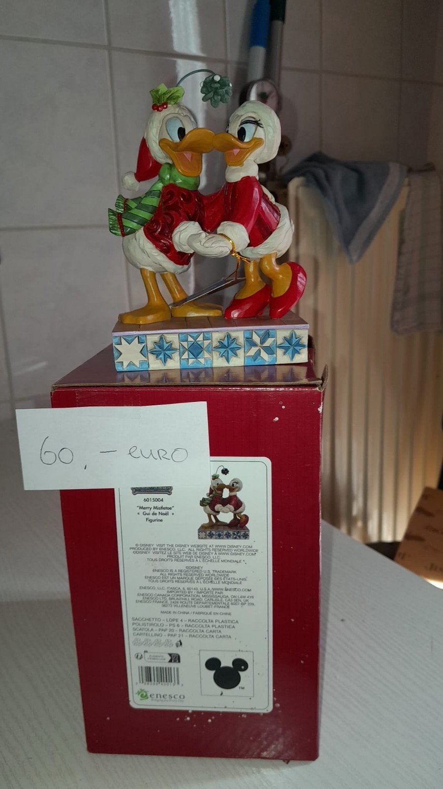 Disney Enesco Kussende Donald & Katrien Duck Beeldje, Verzamelen, Ophalen