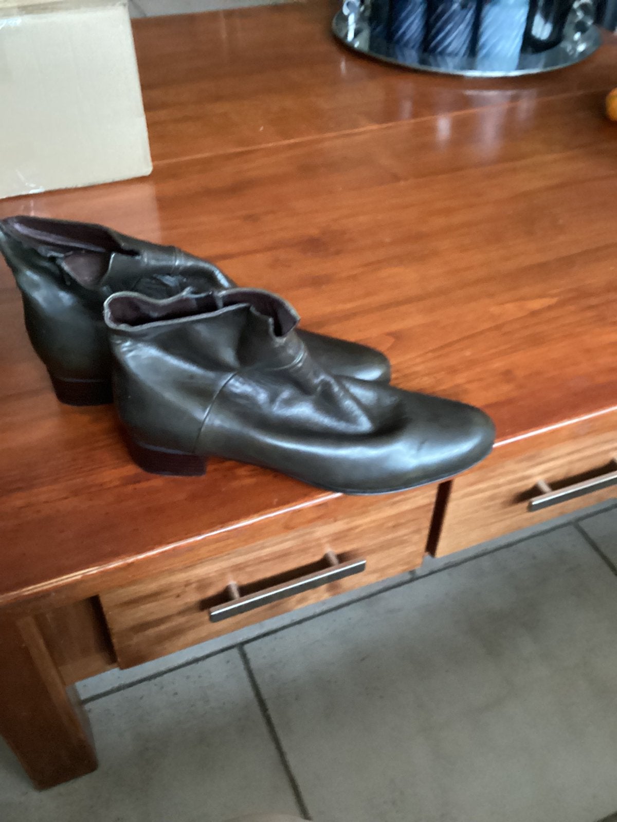 Laarsjes maat  43,5 van everybody, Kleding | Dames, Schoenen, Ophalen of Verzenden