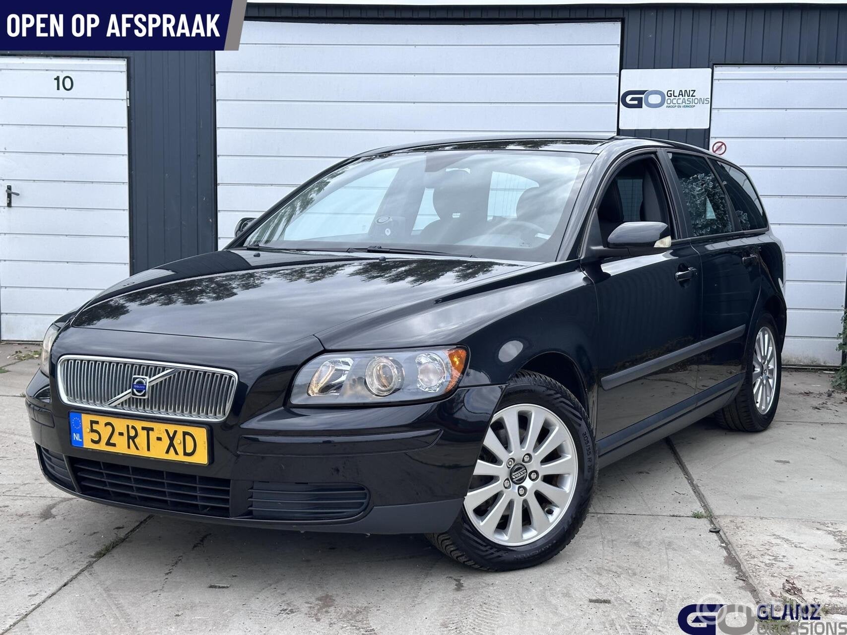 Volvo V50 1.8 Momentum, Voorwielaandrijving, 125 pk, 4 cilinders, Zwart